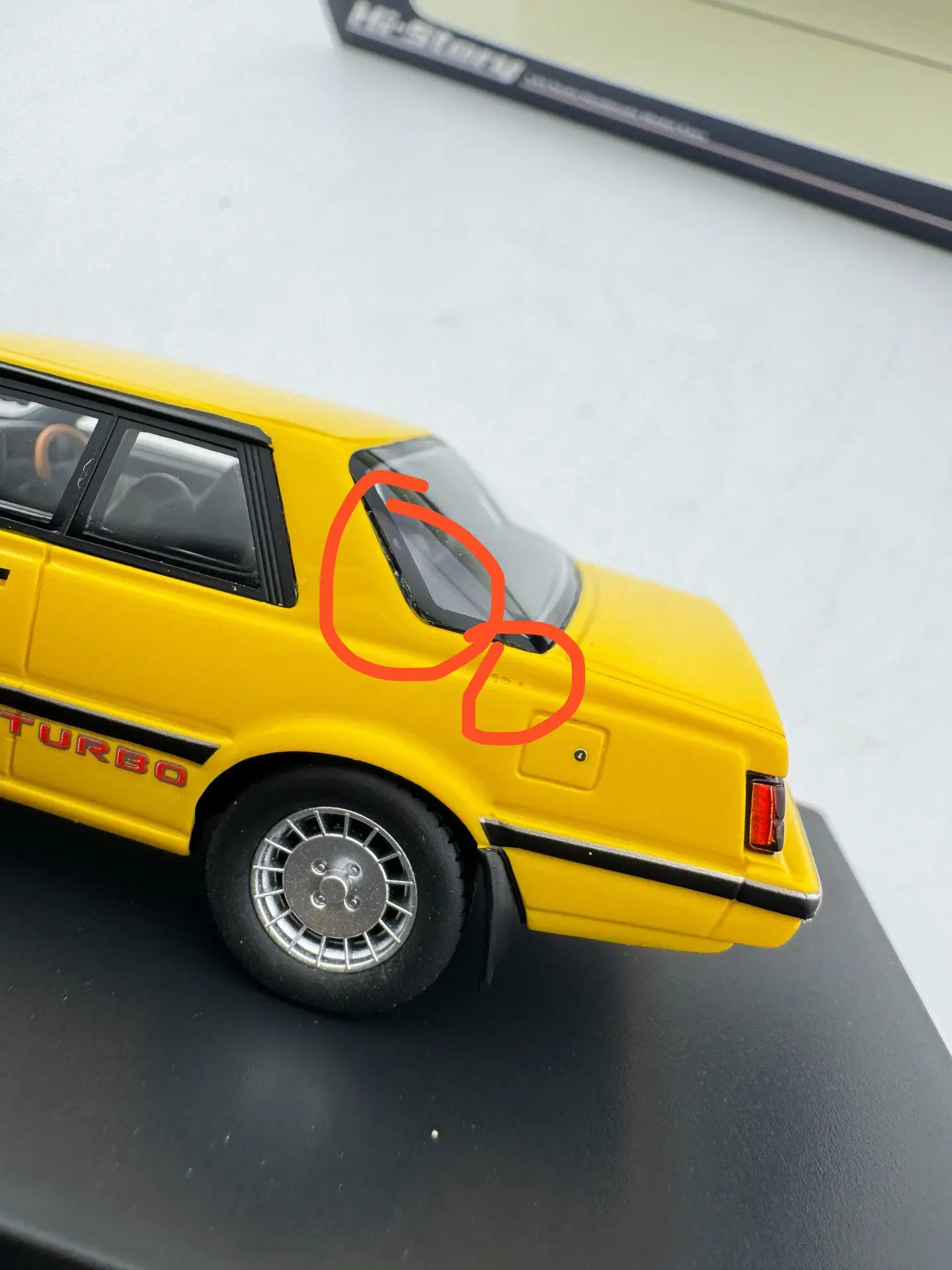 Paint Surface Defects Hi Story 1/43 Scale Mitsubishi Galant Resin