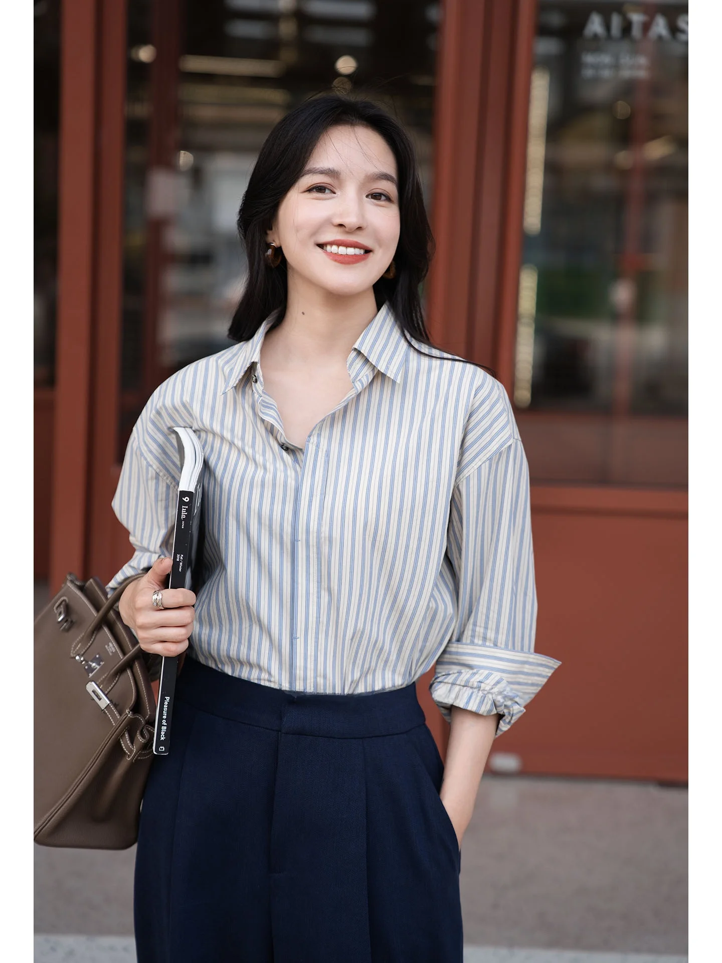 

High Densi Cotton Striped irt Elephant And Girfe Art between Longitude And Latitude Color Woven Commuter Sle Long Sle...