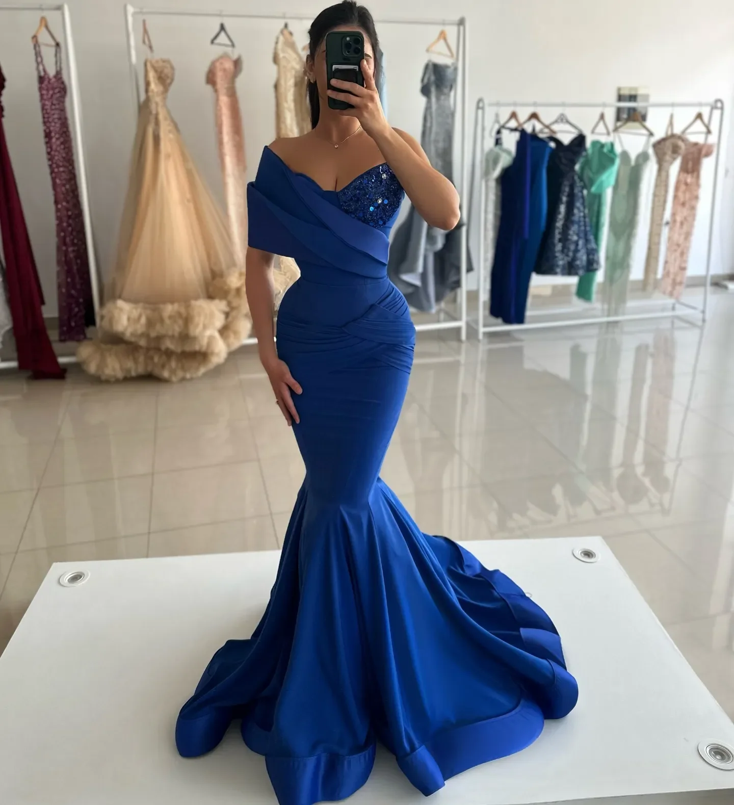 

Customized Elegant Royal Blue Mermaid Evening Dresses Sequins Off Shoulder Prom Evening Gown Sexy Backless Formal Dresses for Wo