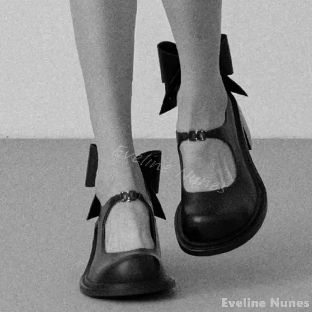 

Bow Hollow Mary Janes Women Round Toe Chunky Heel One Word Belt Cute Versatile Shallow Leather Shoes New Fashion Black Pumps