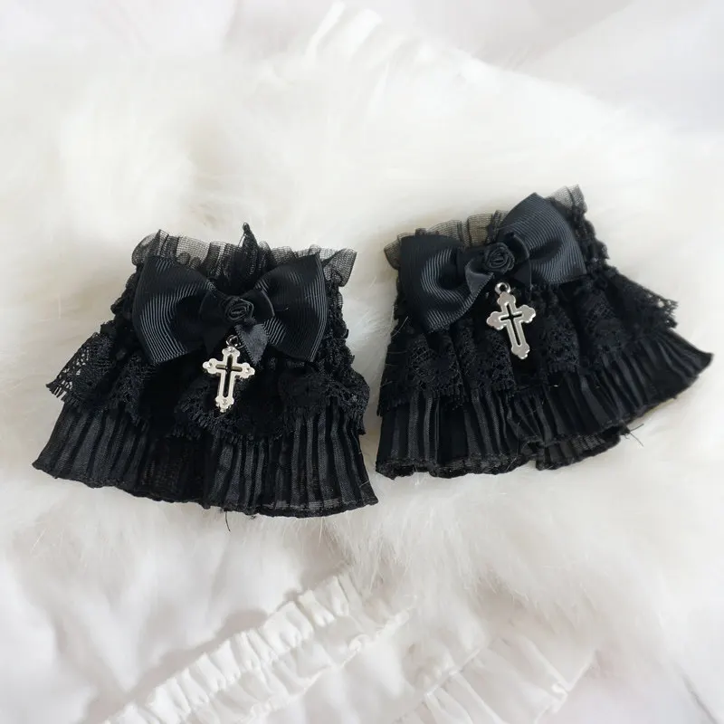 mangas-de-mao-pretas-goticas-lolita-com-renda-de-rosas-e-cruz-elasticas-e-feitas-a-mao