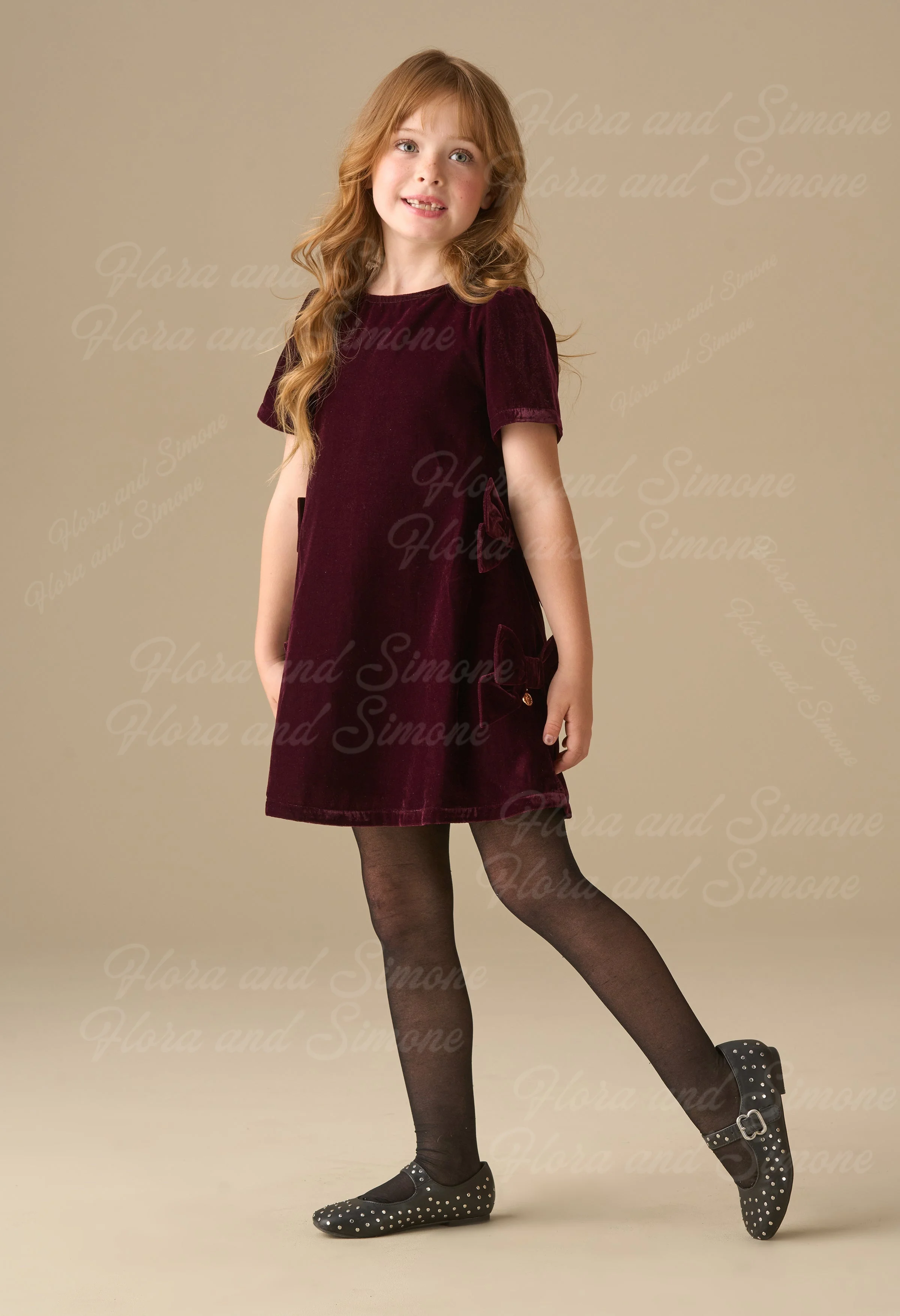 Gaun Pengiring Pengantin Anak Perempuan Berbahan Beludru Burgundy Lengan Pendek untuk Perayaan Natal, Pernikahan, dan Ulang Tahun