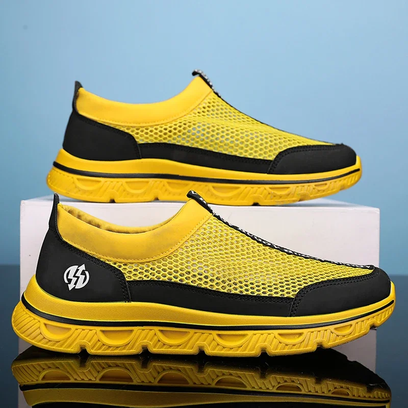 Men Wading Shoes Quick Drying Hollow Men Casual Shoes Anti-slip Sports Shoes Breathable Mesh Sneaker Outdoor Walking Shoes