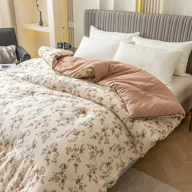 Cotton Mulberry Silk Filling Quilts Extra Thicken Breathable Warm Winter Quilt Core Soft Skin-Friendly Breathable Bedclothes