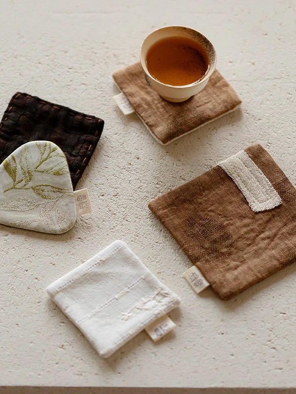 

Салфетка для чайной чашки ручной работы с вышивкой, термостойкая, влагопоглощающая, художественная, в стиле шинуазри, аксессуар для чая