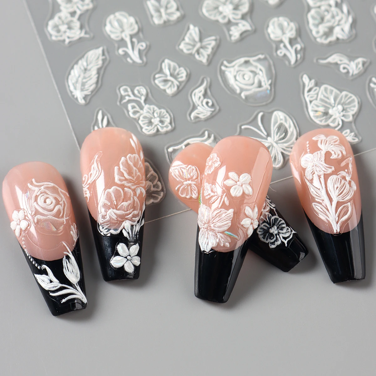 2 قطعة 5D الأبيض تتفتح أزهار زهرة تنقش مسمار الفن ملصقات زهرة الورد فراشة يترك ذاتية اللصق المنزلق الشارات DIY M