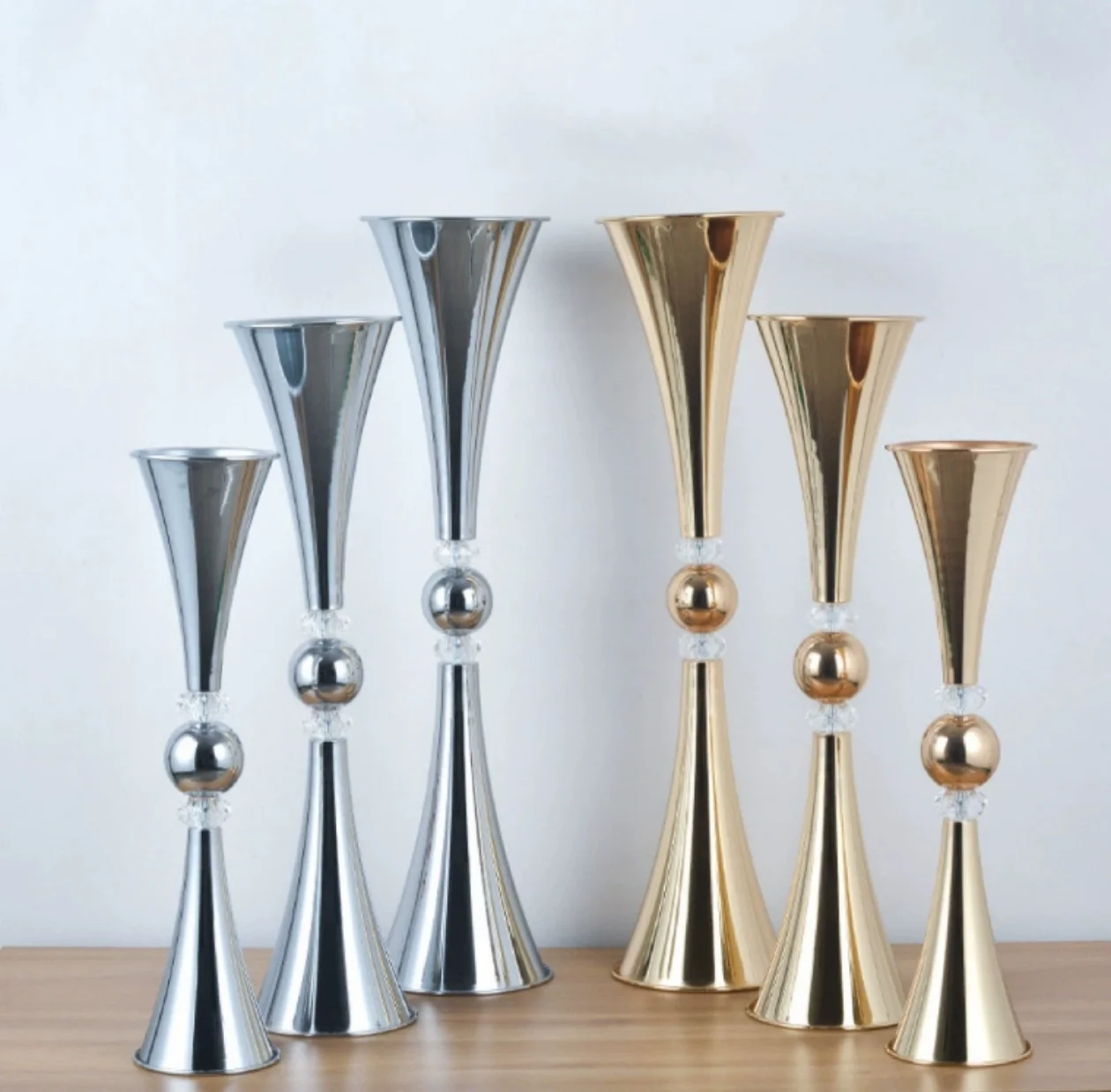 

Vases Metal Candle Holders Candlesticks Wedding Centerpieces Event Flower Road Lead Home Decoration 10 PCS/ Lot