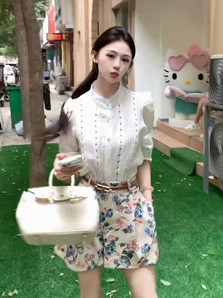 

White Lace Bubble Sleeve Shirt Women's High Waist Floral Wide Leg Short Pants Casual Set Summer New Style Stand Collar Blouse