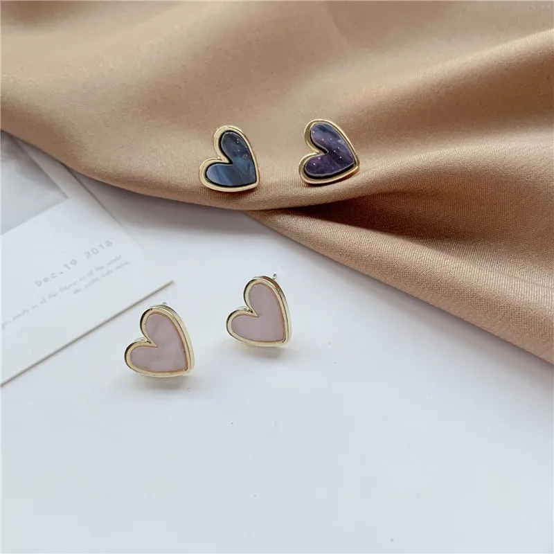 Sweet Heart Stud Earrings for Women Delicate Mini Ear Studs Trendy Aesthetic Korean Girls Jewelry Gift Boucle Oreille