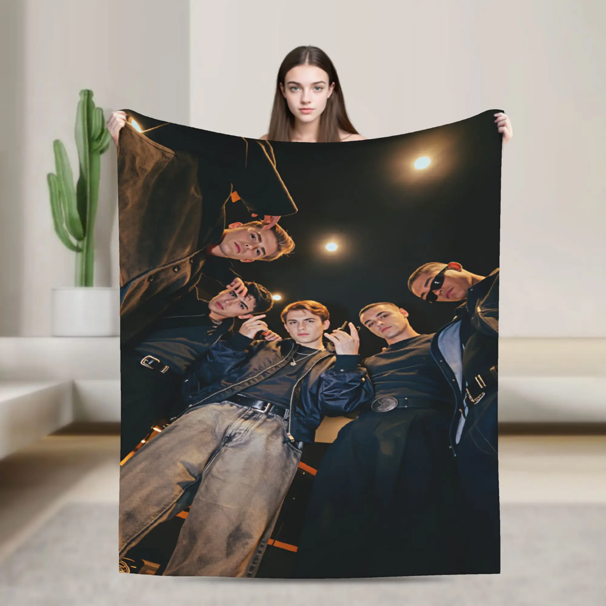 Santos Bravos Group Casual Shot Blanket Quality Warm Comfy  Throw Blanket Winter Travel Outdoor Casual Bedspread