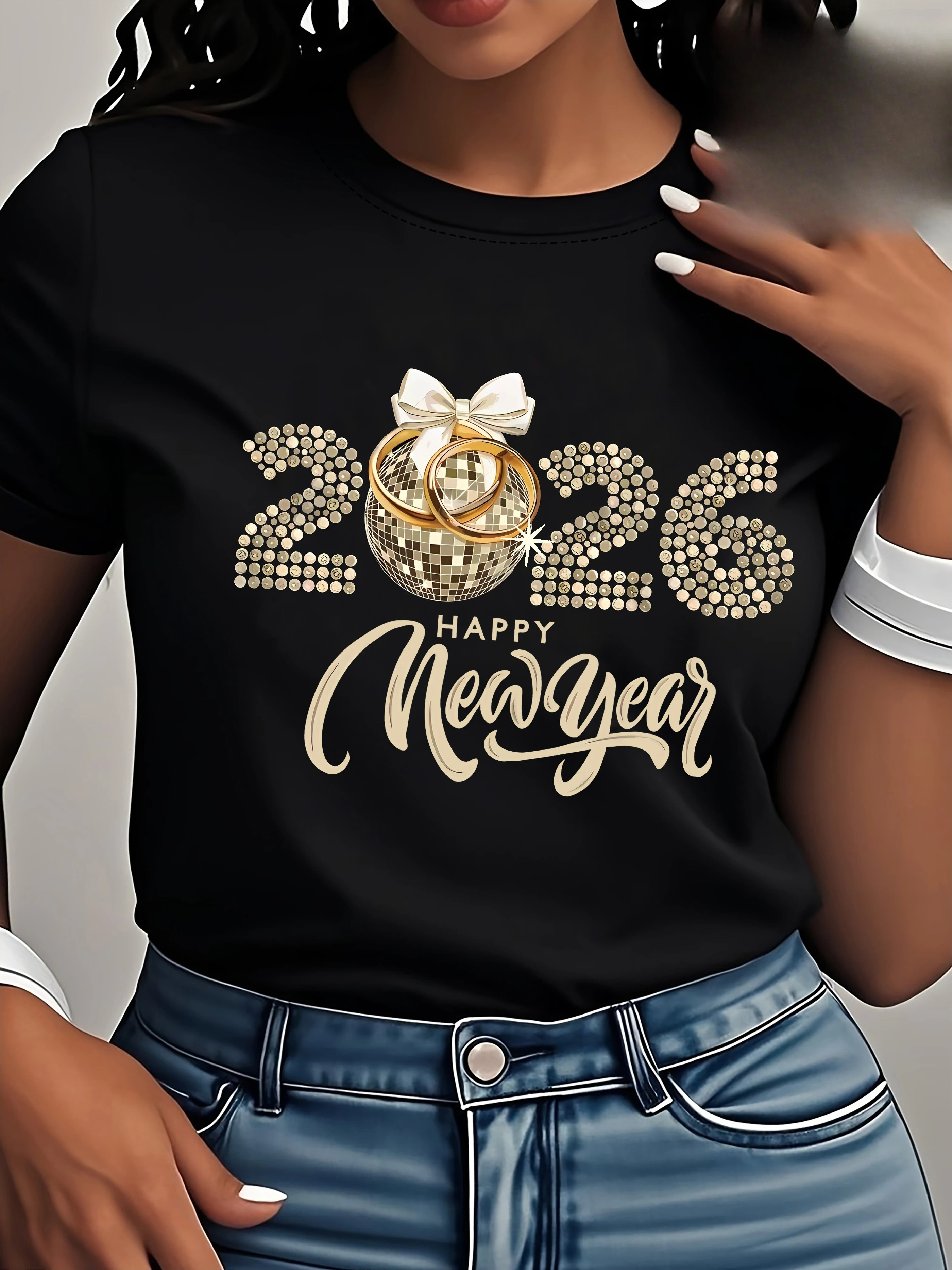 المرأة 2026 المحملة السيدات 2026 سنة جديدة سعيدة نمط تي شيرت مطبوع الجولة الرقبة قصيرة الأكمام بلايز السنة الجديدة الاحتفال الملابس