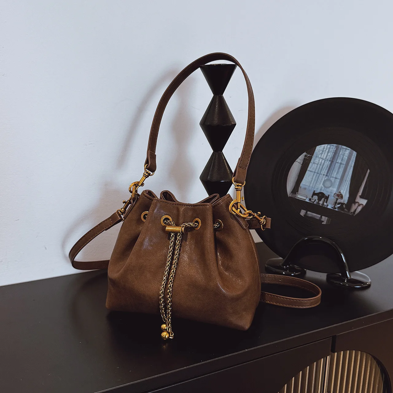 

Retro Versatile Bag Women, New Fashion Commuter Large Capacity Underarm Bag Casual Versatile Oblique Straddle Bag