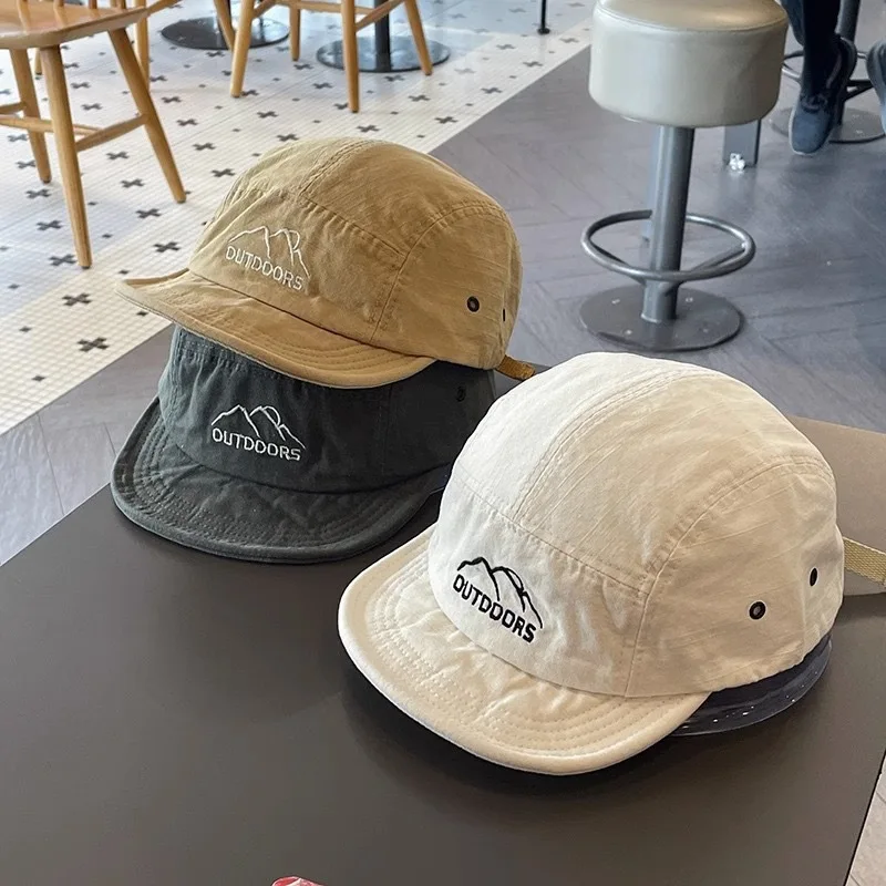 Women Short Brim Five Panel Baseball Cap Soft Brim Street Outdoor Sunshade Student Peaked Hat