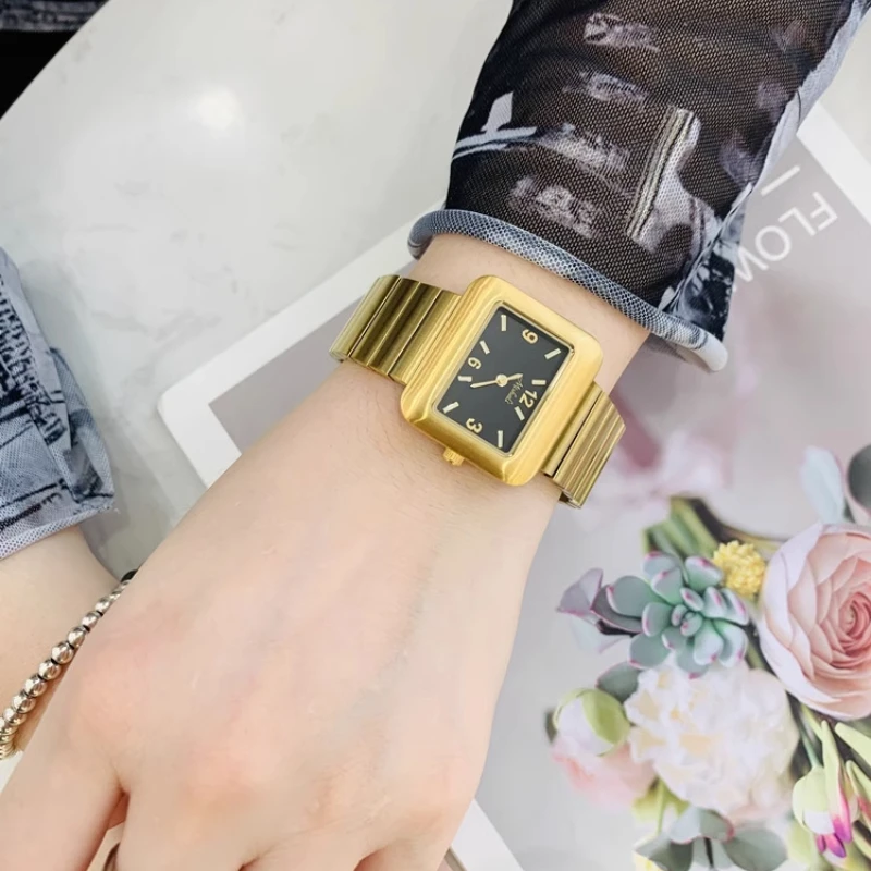 Newsimple and elegant women's watchtrendy square classic stainless steel automatic waterproof quartz women's watch birthday gift