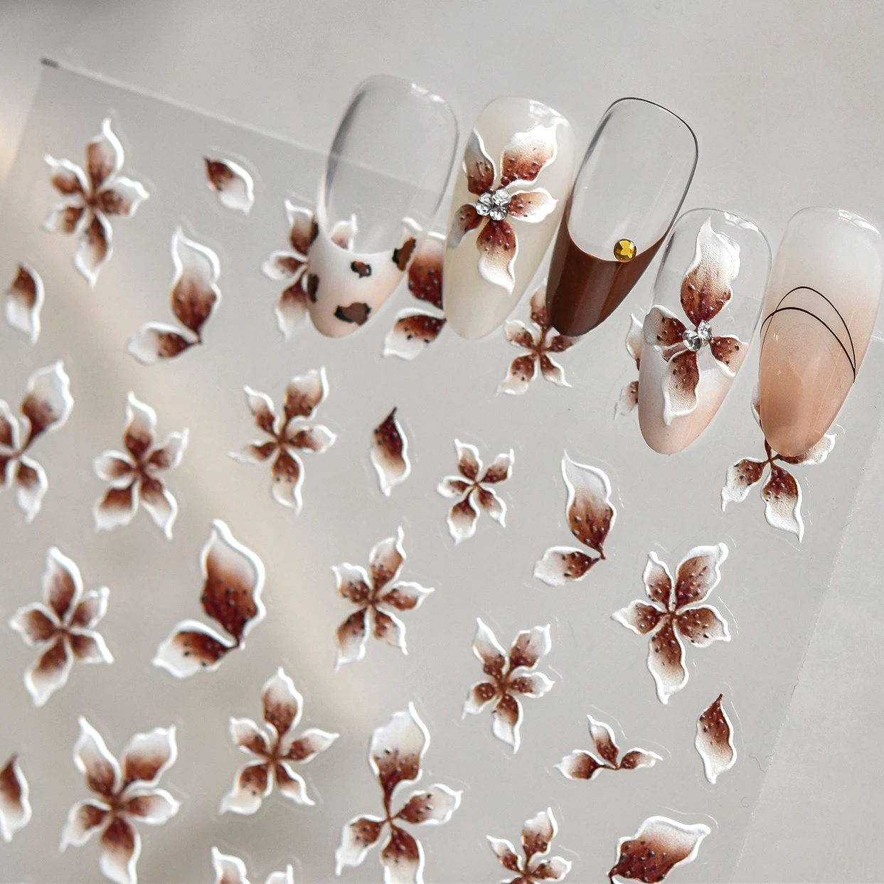 متأنق شيك التدرج خمر ماغنوليا زهرة حالمة البتلة هلام الملونة تنقش متلألئ مسمار الفن ملصقات مانيكير الشارات