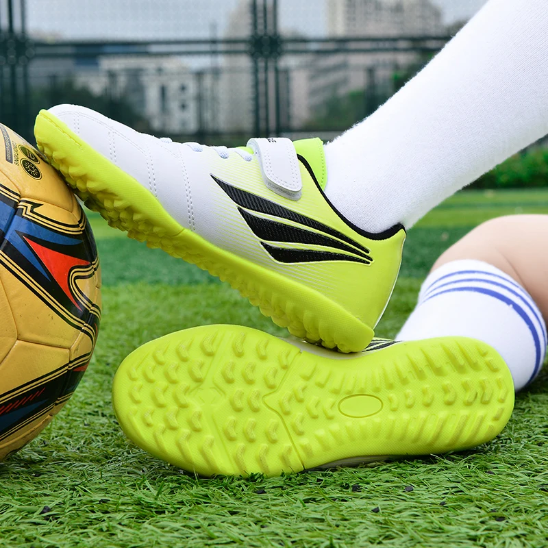

Kids Soccer Shoes Cheap Children Soccer Cleats Boys Girls Football Boots Men's Sneakers Fashion Turf Shoes Zapatos de Futbol