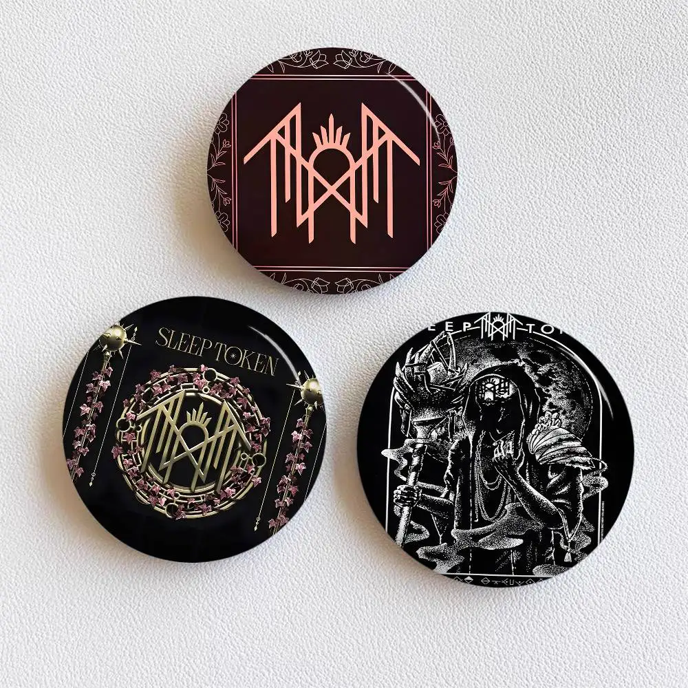 Sleep Rock Band T-Tokens Tinplate Pin Button Custom Anime Role Old-school Brooch Cartoon Collar Badge Jewelry Gift Fans