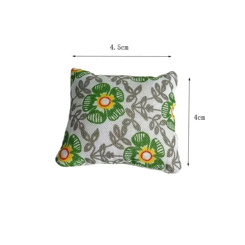 หมอนอิงจิ๋วสำหรับบ้านตุ๊กตา 1:12 น่ารัก 5/10 ชิ้น ผ้าลายดอกไม้ ของตกแต่ง ของเล่นเสริมสร้างจินตนาการ อุปกรณ์ DIY ของขวัญ