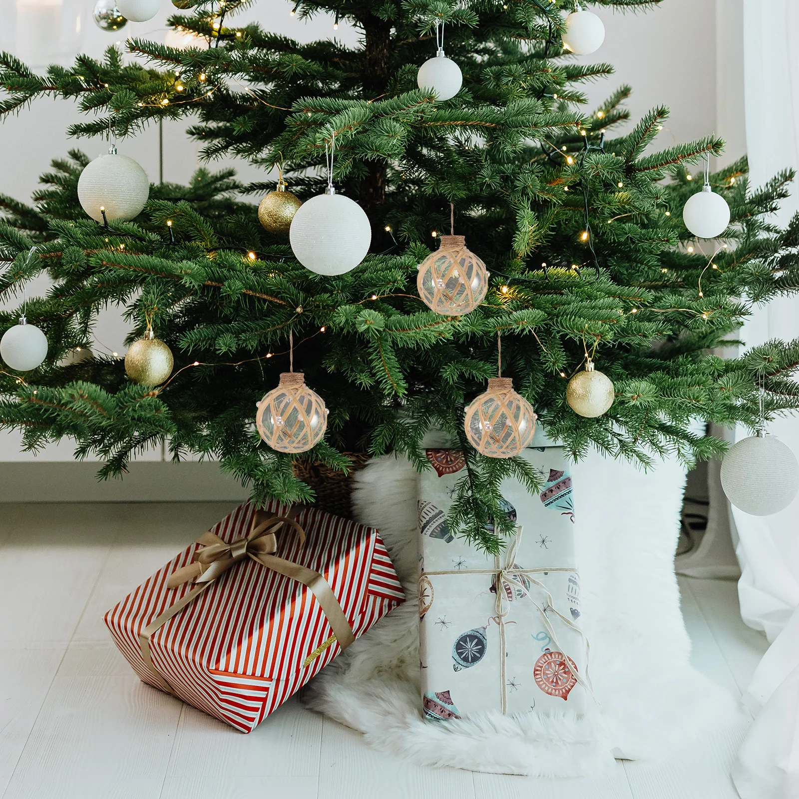 

6Pcs Plastic Christmas Balls Clear Shatterproof Ornament Balls Twine Hanging Xmas Tree Decorations Wedding Party Holiday