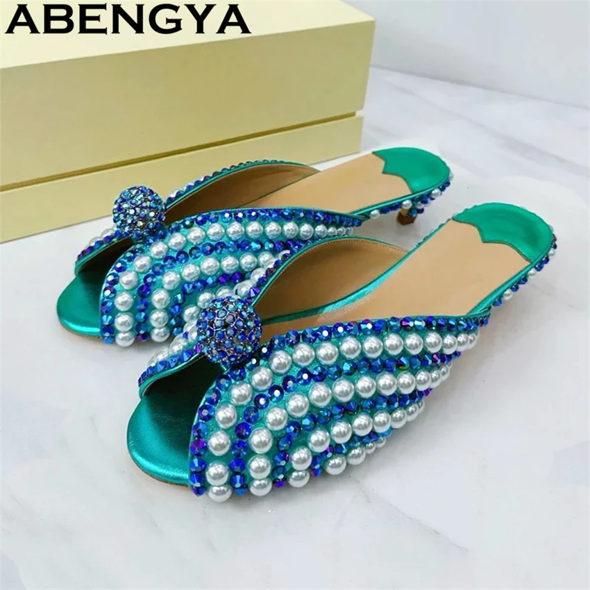 

Luxury Crystal Pearl Inlay Kitten Heels Slippers Women Fish Mouth Peep Toe Low Heel Mule Slippers Shoes Summer Dress Party Shoes