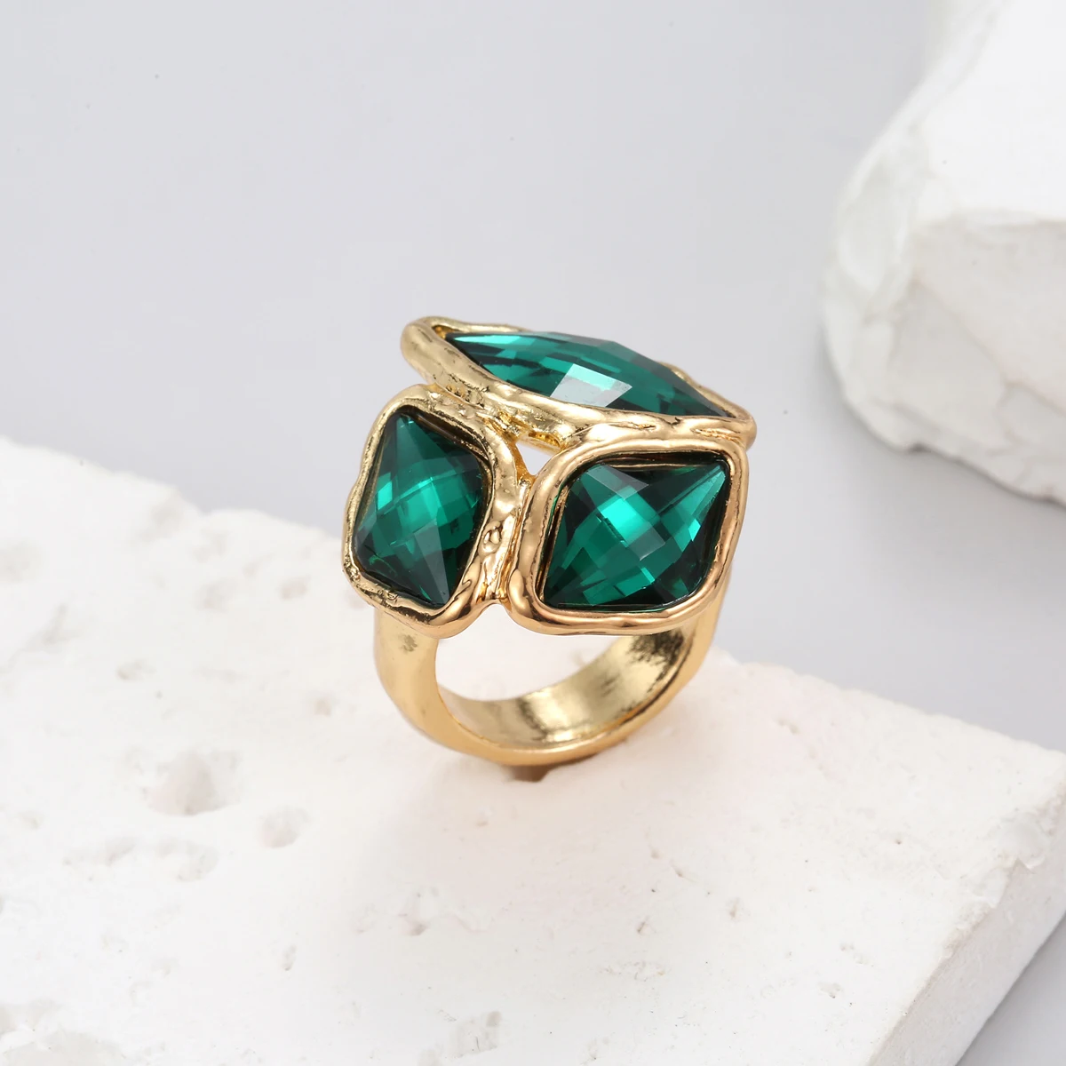 Anslow Fashion Jewelry Irregular Gold Color Rhomboid Crystal Elegant Lady Big Finger Ring Party Ball Accessories Christmas Gift
