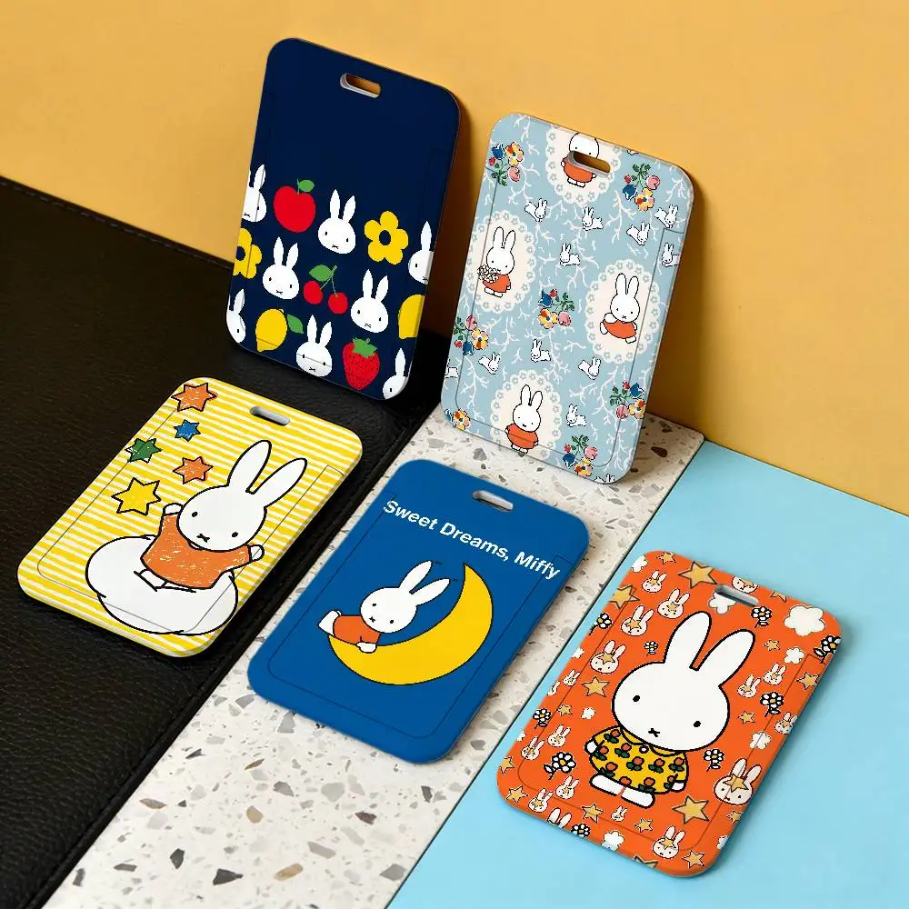 Cartoon Niedliche M-Miffy auf dem Mond Transparenter Kartenhalter Mitarbeiter Plastik-Schiebeabdeckung Schlüsselband Arbeits-Ausweishülle Bus
