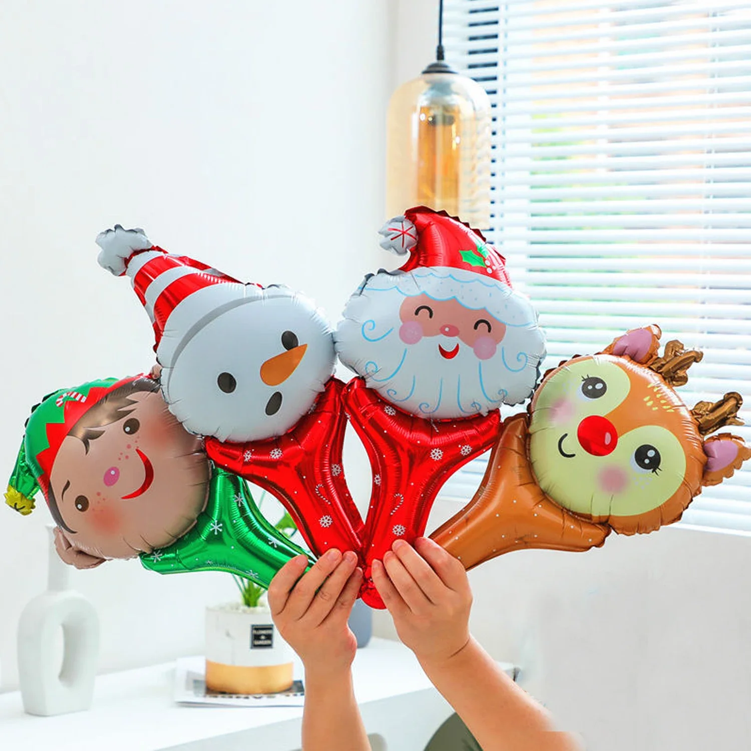 

Merry Christmas Foil Helium Balloon Stick for New Year Christmas party Children's activities Decoration Props Inflatable Balloon