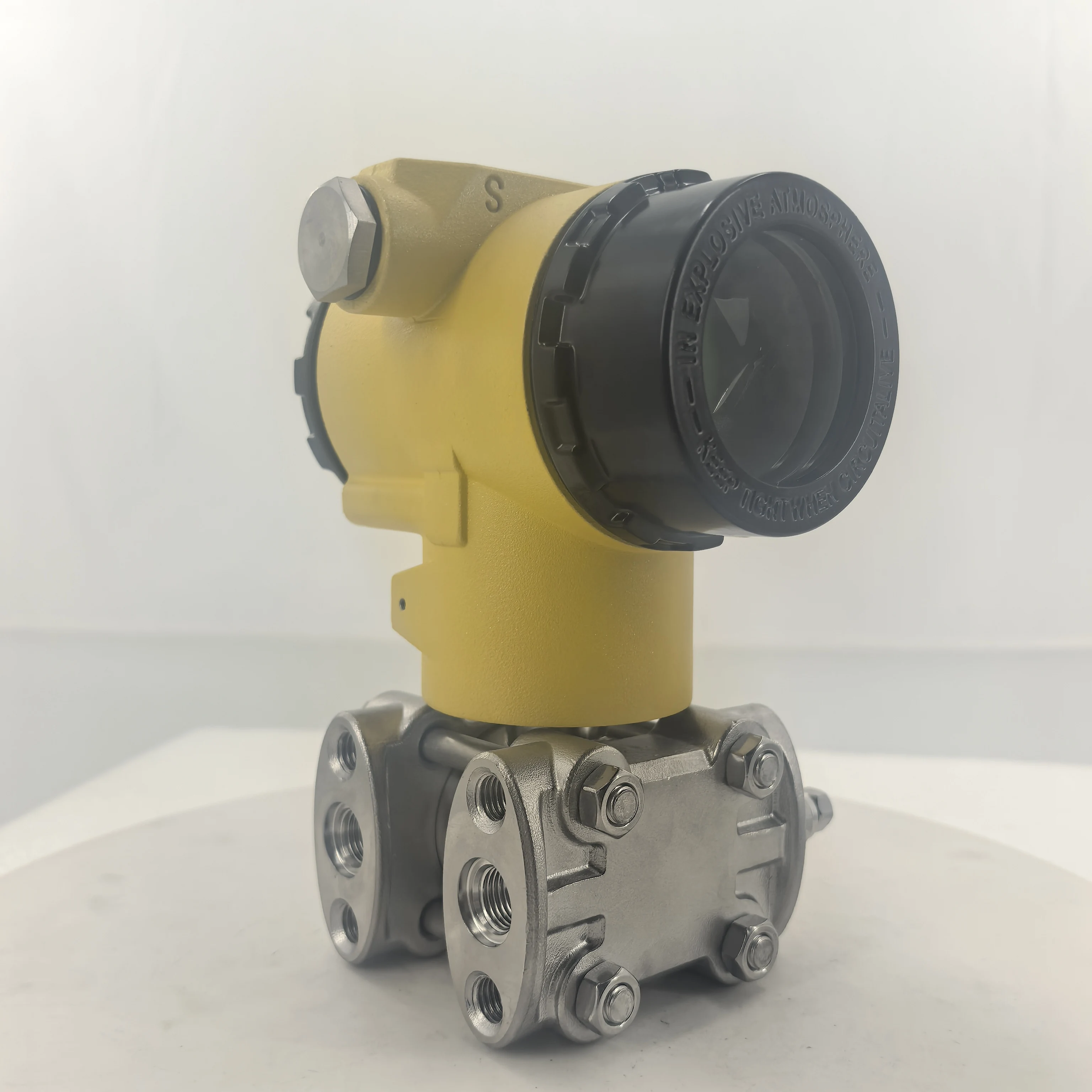 Single Crystal Silicon Differential Pressure Transmitter 4-20mA+Hart Ar Aerospace Industry 100Pa Smile Range