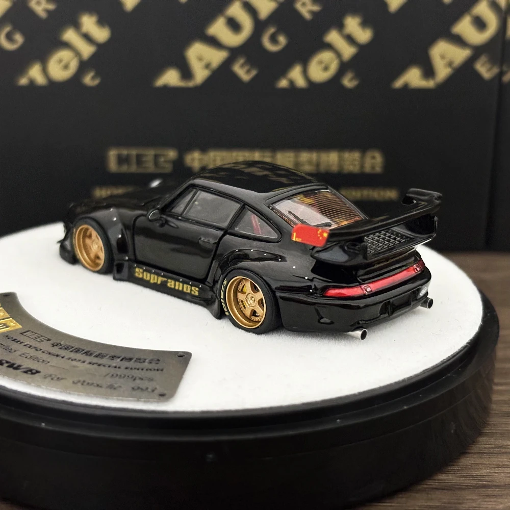 หุ้น PGM 1/64 RWB993 สีดําDiecastรถหุ้นในปี 2025