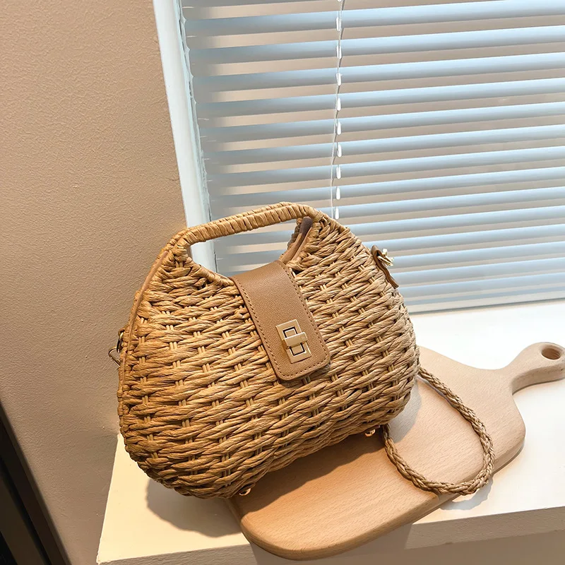 

2025 Summer Popular Beach Bag Fashion Shell Shape Straw Woven Tote Korean Style High End Shoulder Purse Casual Crossbody Sling