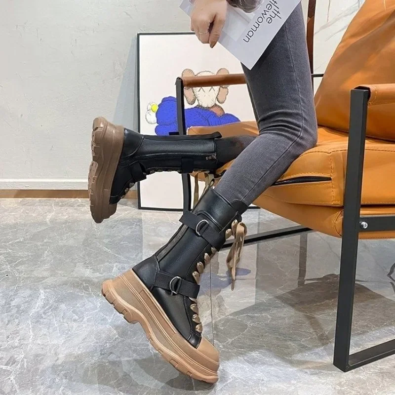 

Осенние туфли на платформе до середины икры, женские зимние 2024, полувысокие сапоги для женщин, дизайнерские роскошные туфли большого размера, теплое предложение, работа, новинка из искусственной кожи