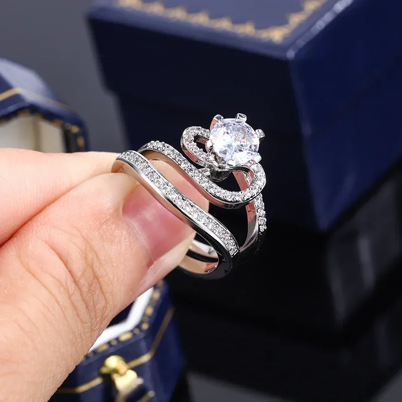 

High Quality Fashion 925 Silver Moissanite Eight Heart Eight Arrow Ring Daily Wear