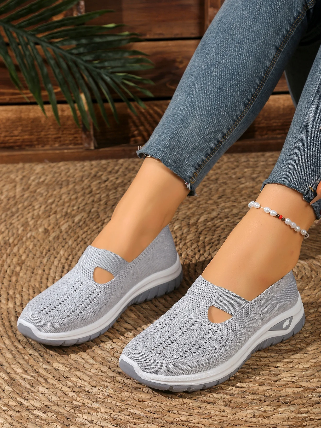 Sommerliche, atmungsaktive, hohlgestrickte Damen-Slip-On-Schuhe, rutschfeste, leichte Wandersneaker, lässige Mesh-Loafer für den Außenbereich – Detail 32