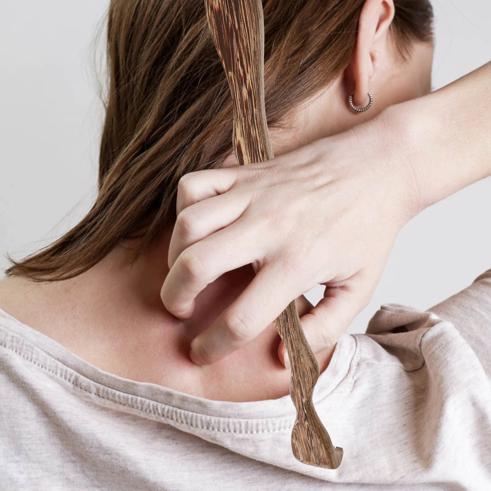 

Durable Wooden Back Scratcher Snake Shaped Long Handle Itching Relief Assistant Smooth Surface Portable for All Ages