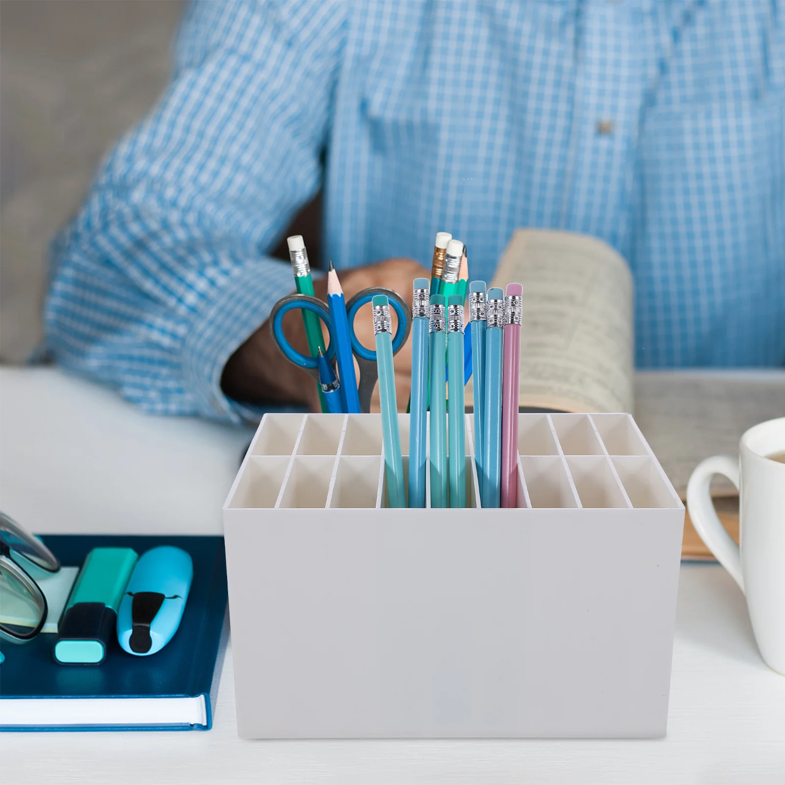 

PP Pen Holder Desk Marker Storage Portable Stationery Organizer Sorting Multifunctional Creative Attractive Safe Easy