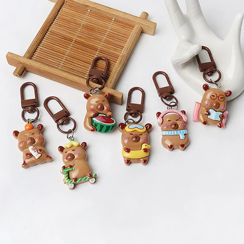 Lovely Animal Capybara Keychain Resin Cute Capibara Bag Hanging Funny Creative Kapibara Pendant Unisex