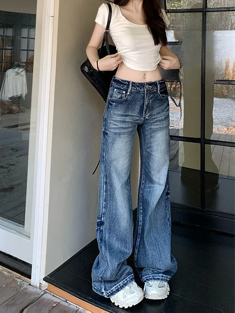 Damskie jeansy plus size z rozszerzanymi nogawkami, nowość 2025, luźne, proste, szerokie nogawki, długość do podłogi, spodnie typu trąbka w stylu amerykańskim high street.