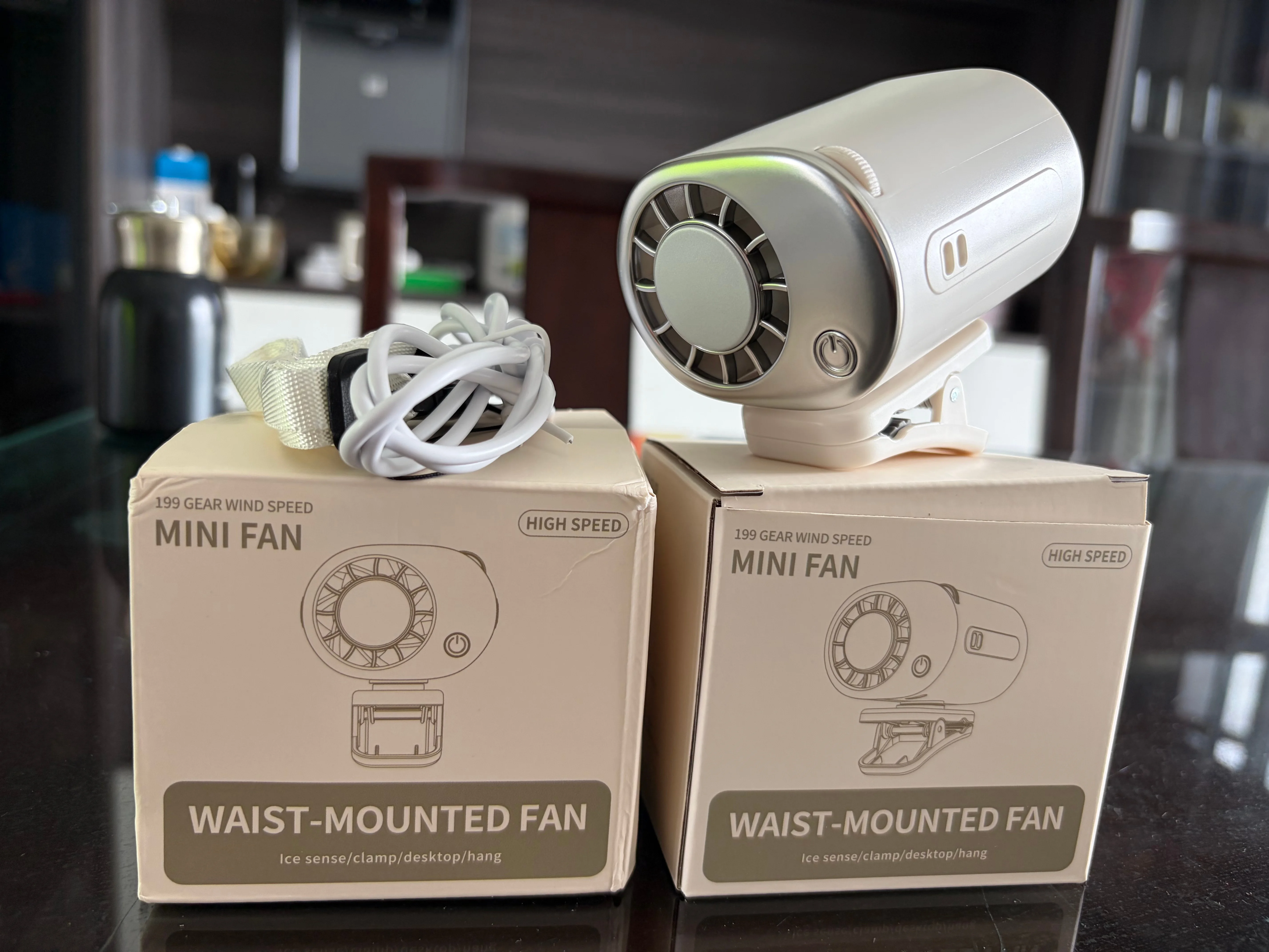 2026Portable Car Clip-On Air Conditioner Fan With 360°Rotation Clip-on Waist-Hung Outdoor Semiconductor Cooling Rechargeable Fan