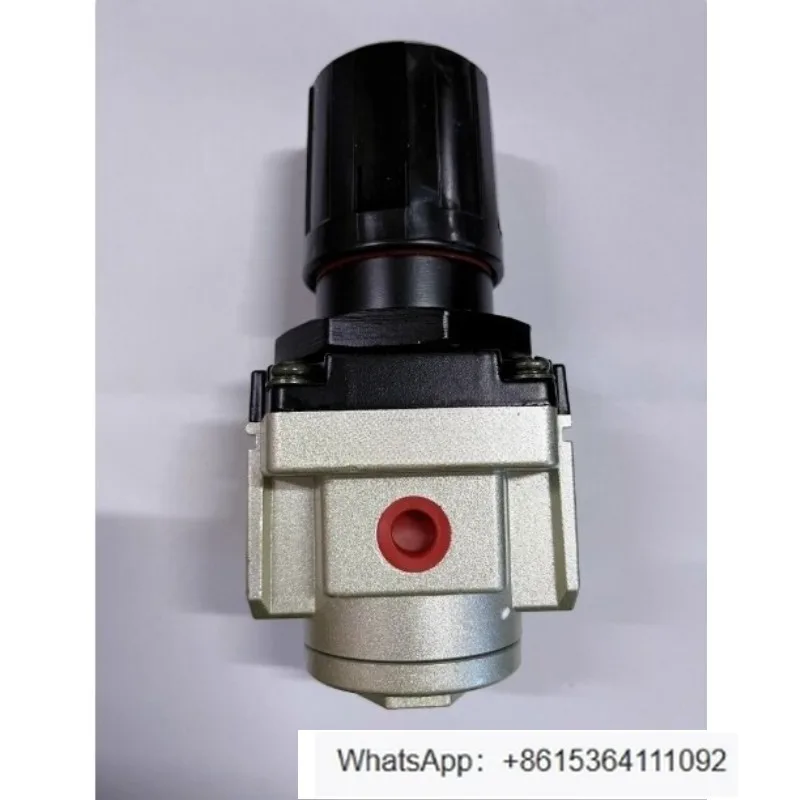 

1 шт. НОВЫЙ РЕДУКТОР НАПРЯЖЕНИЯ AR4000-04