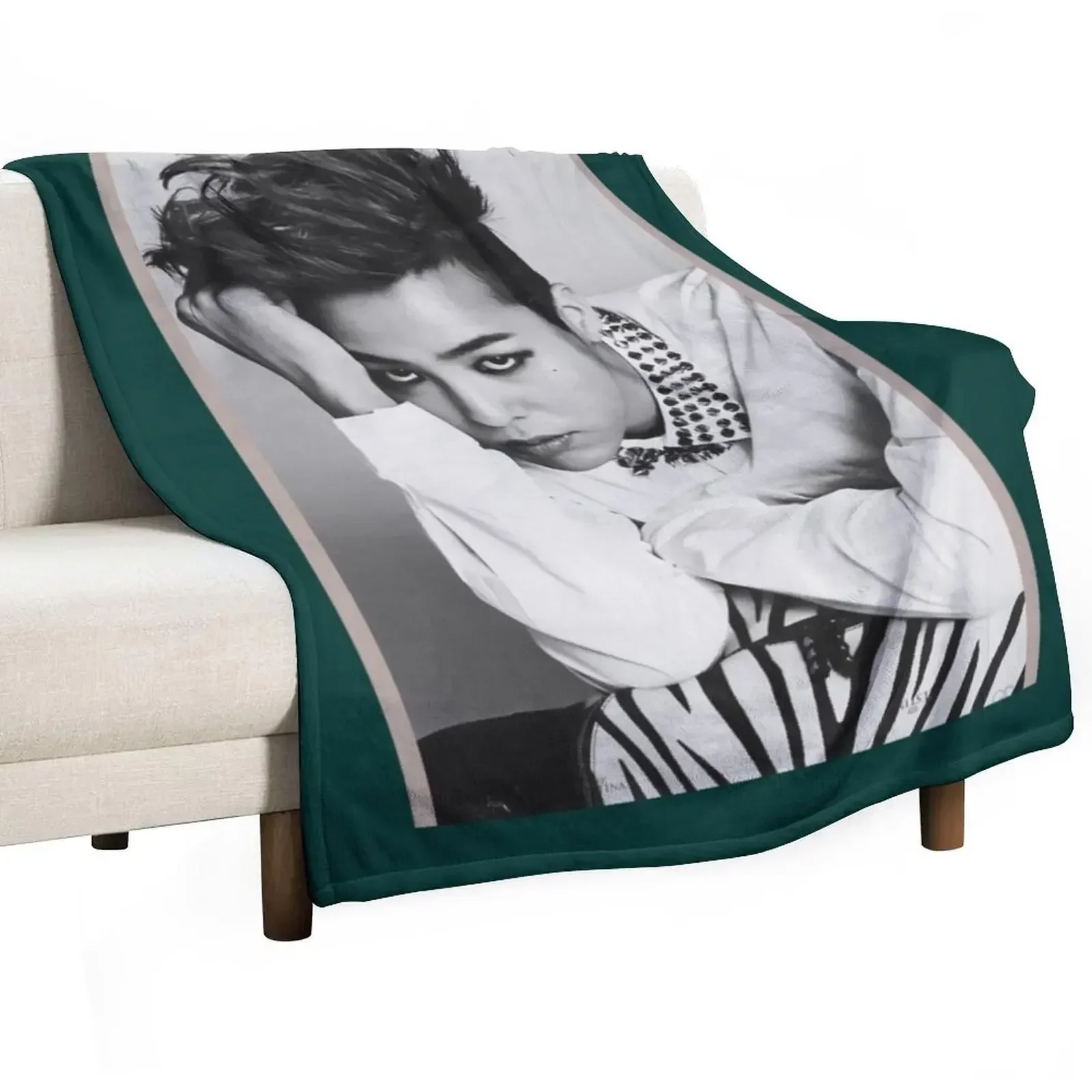 

Bigbang G-Dragon Throw Blanket bed plaid Large Comforter Softest Blankets