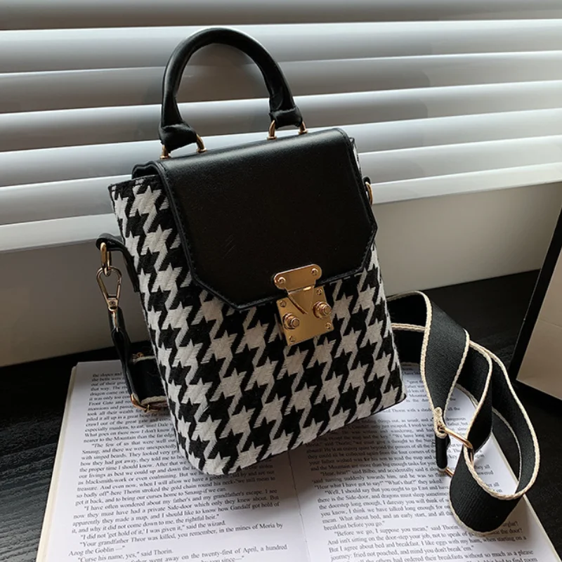 Portable Small Square Bags Women Spring Fashion New Vintage  Fashion Shoulder Messenger Bag