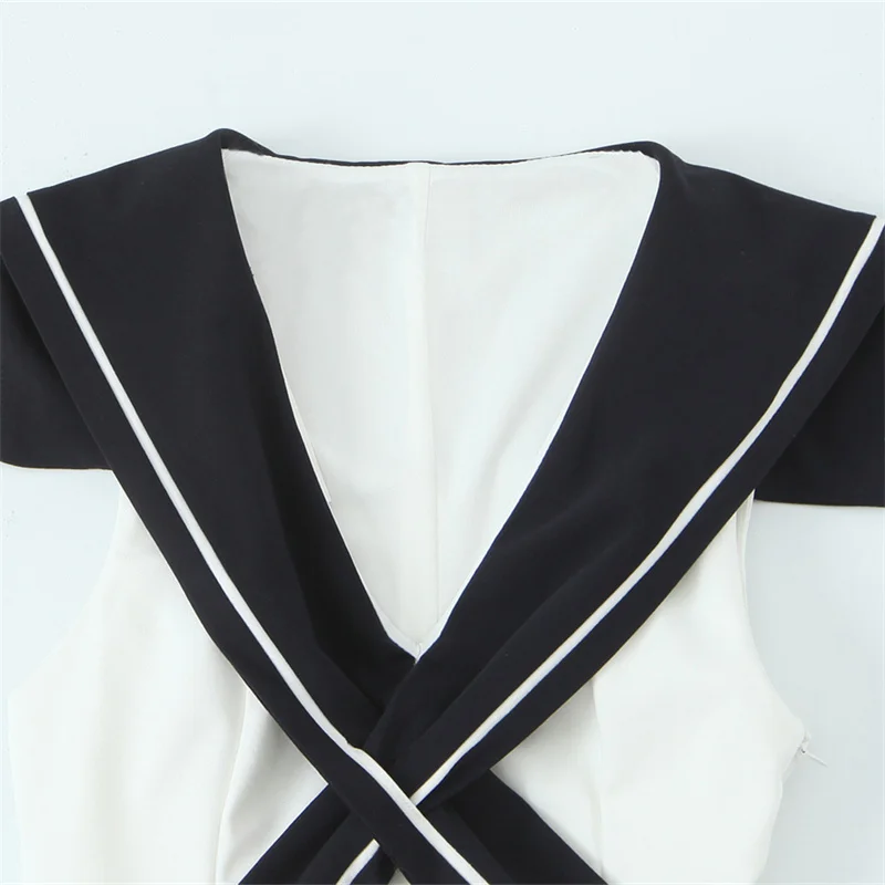 KEYANKETIAN 2025 여름 새 여성 대비 색 선원 칼라 민소매 드레스 프레피 스타일 사이드 지퍼 플리츠 미니 드레스