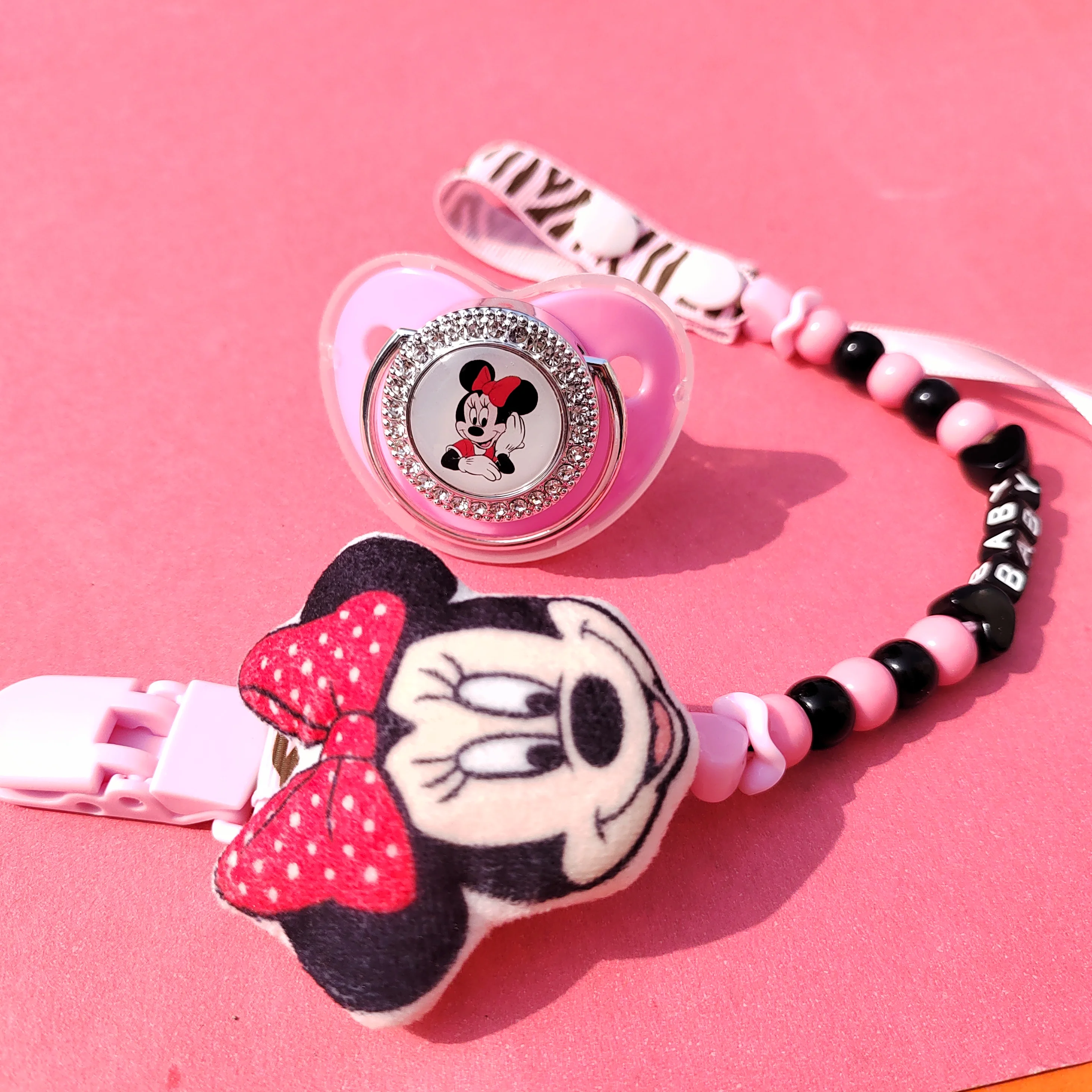 Handmade Minnie Mouse Pacifier Clip for Baby Care Tools Newborn Accessories Personalized Baby Name Dummy Chain Infant Tetine