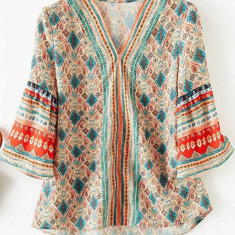 Flare Sleeve Shirts Women V-Neck Loose Casual Printed Floral Boho Blouse Female Korean Fashion 2025 New Tops