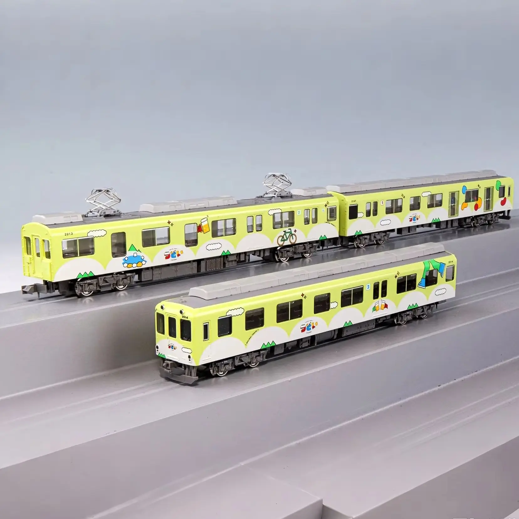 N-scale 1/160 Train Model - Kintetsu 2013 Series Sightseeing Train Set Yellow-Green Three Cars 50798 Train Set Boys' Toy Gift