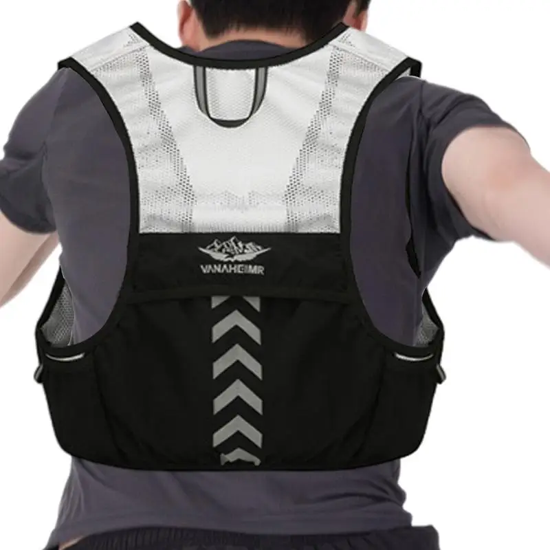 Outdoor Running Hydration Vest Reflective Chest Pack Phone Holder Breathable Hydration Backpack Vest for Hiking Cycling Biking