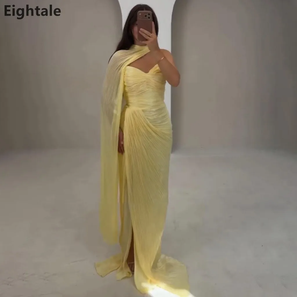 Eightale 2026 Gelbes Meerjungfrauen-Abendkleid mit Cape, Herzausschnitt, gerafft, glänzend, mit hohem Schlitz, Dubai, formelles Ballkleid, maßgeschneidert