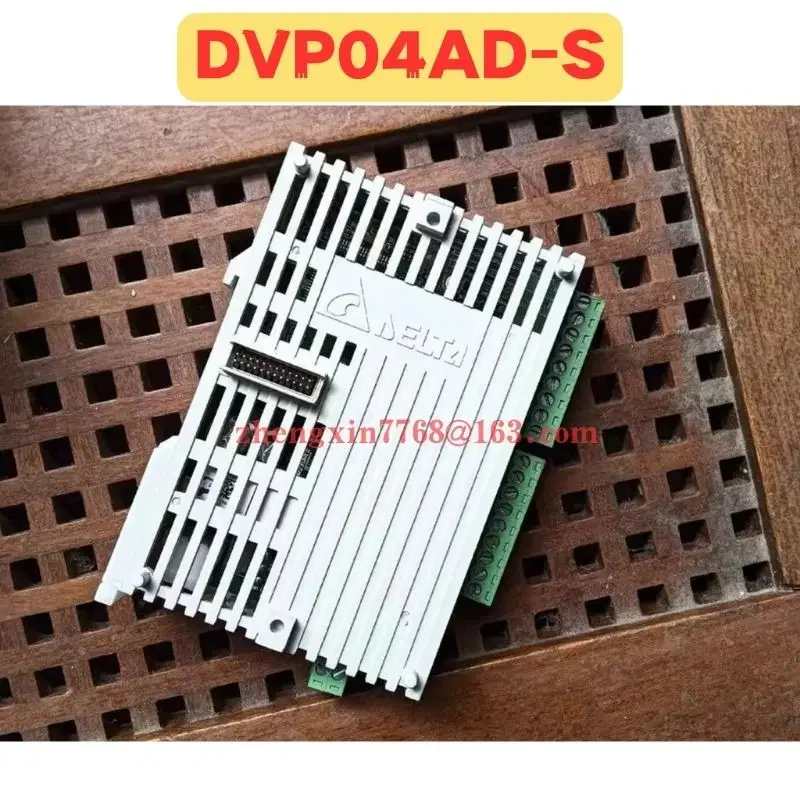 Modulo PLC usato DVP04AD-S DVP04AD S Funzione normale Testato OK