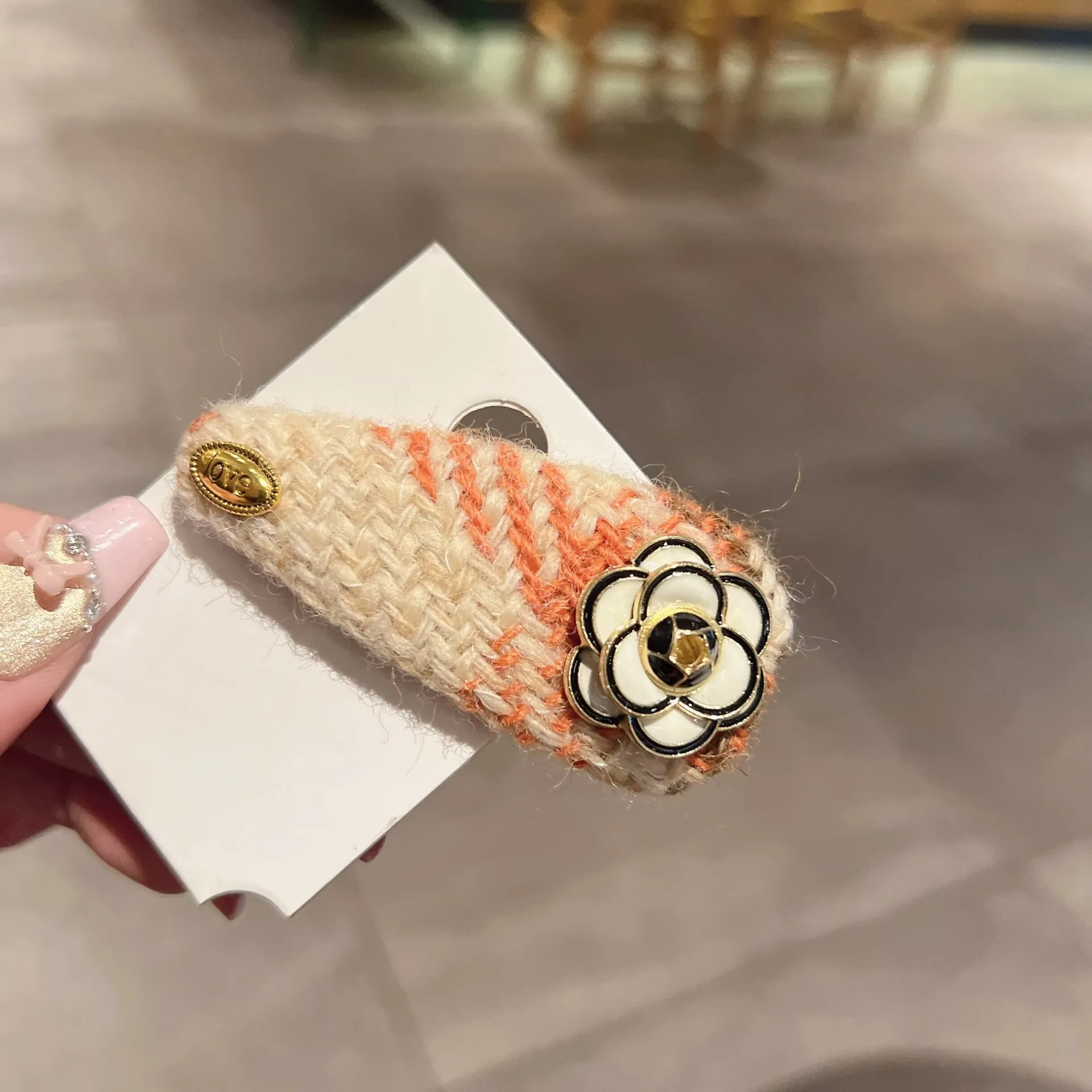 

Korean Hair Accessory Autumn Winter Thick Woolen Camellia Hair Clip Elegant Side BB Clip for girls Cute Hair Accessory