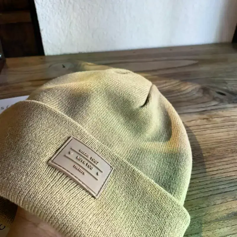 قبعات الشتاء للجنسين بيني محبوك الصلبة لطيف قبعة سيدة الخريف الإناث قبعة قبعات دفئا بونيه الرجال قبعة عادية
